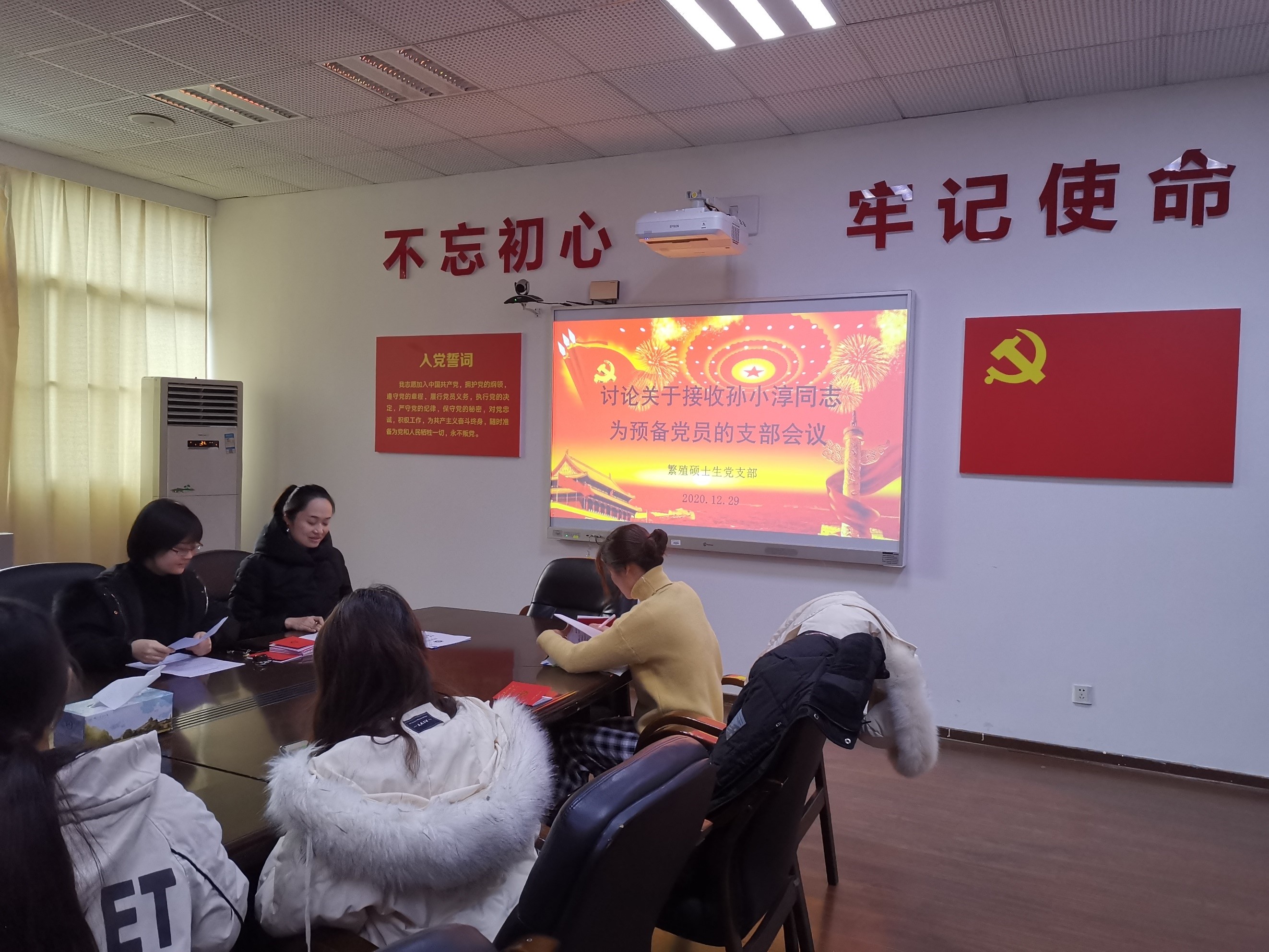 201230115417e37.jpg 201230115417e37.jpg